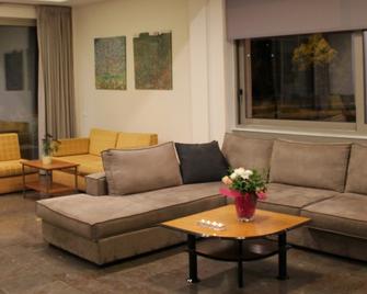 Hotel Galaxias - Loutra Ypatis - Sala de estar