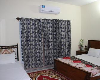 Islamabad Backpackers Hostel - Islamabad - Bedroom