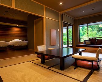 Hanashinsui - Toba - Bedroom