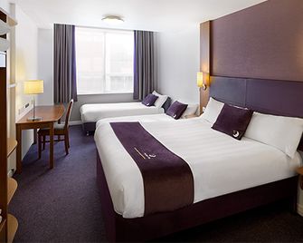 Premier Inn London County Hall - Londres - Habitación